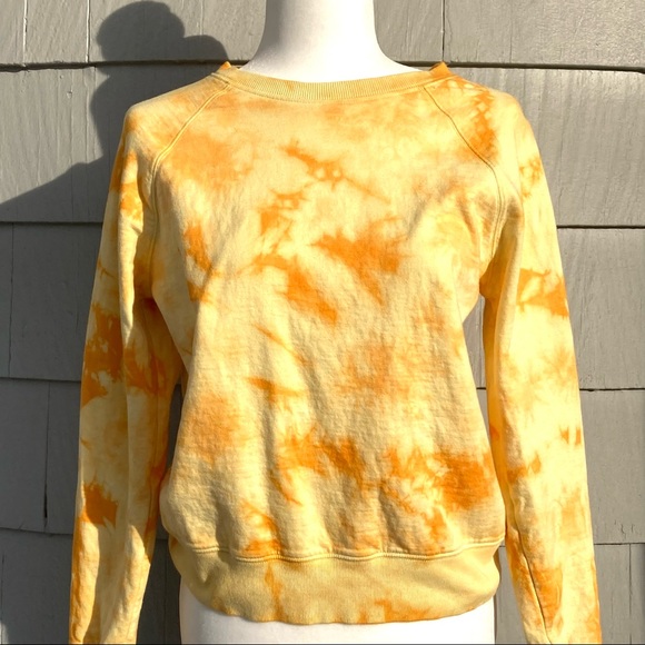 Athleta Tops - Athleta yellow sundown sweatshirt